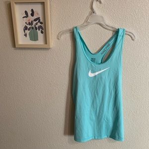 NIKE PRO tank 💙